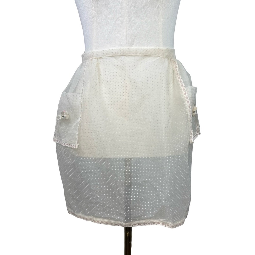 VTG Sheer White Swiss Dot Half Apron Pink Floral Rosette Lace Trim Pockets